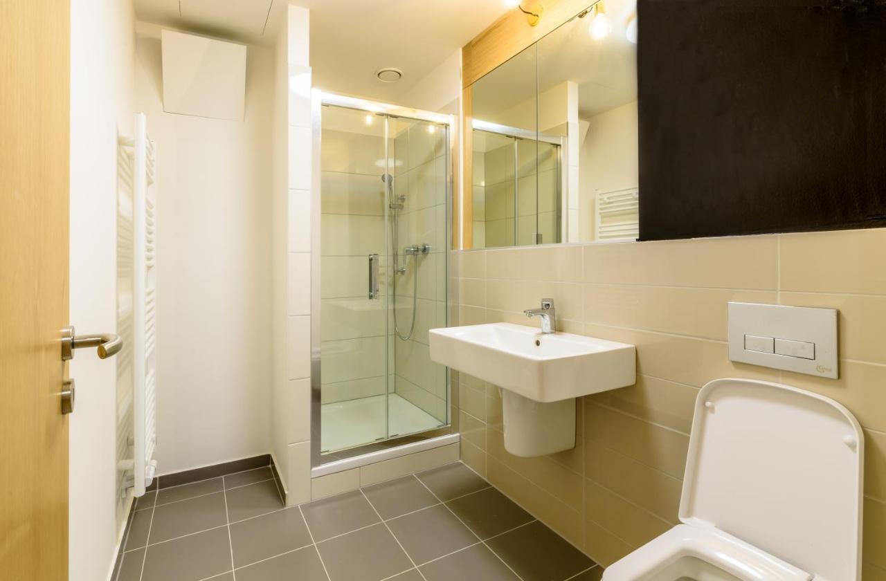 Bratislava Center, River Front, Private Parking Included Exterior foto